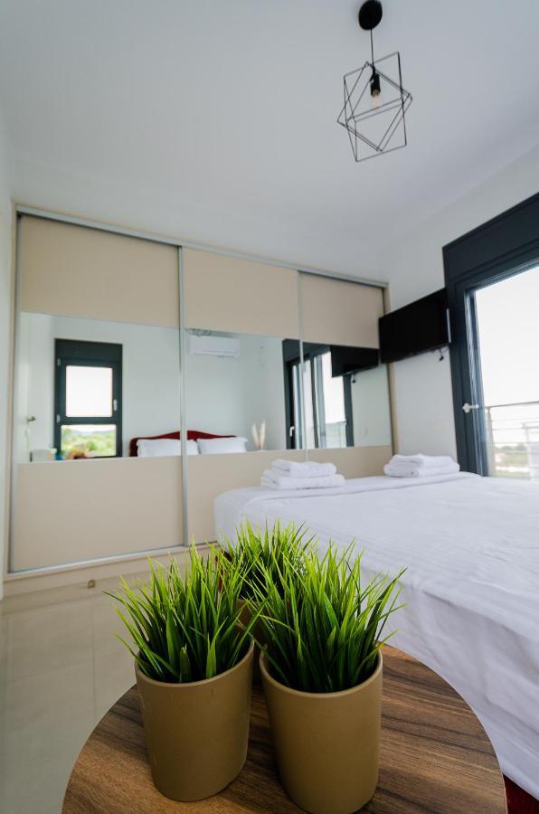Salandore Blue Finikounta Luaran gambar